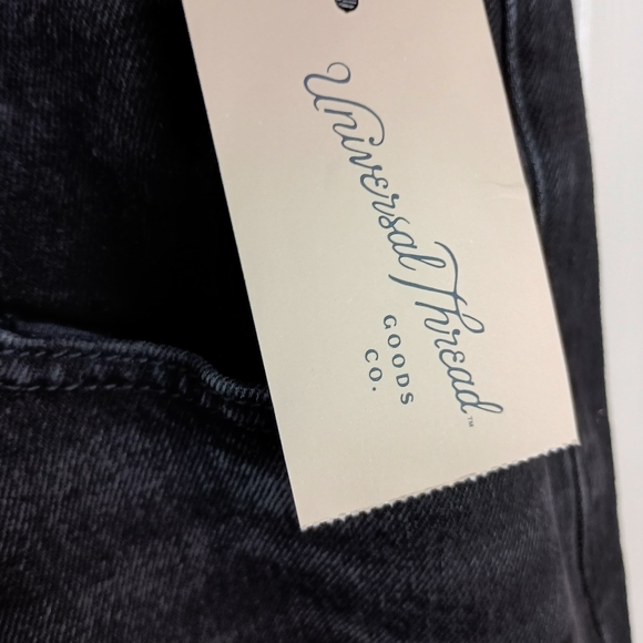 NWT Universal Thread High Rise Flare Jeans In Black Size Womens 20W - Picture 8 of 8